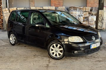 VOLKSWAGEN Touran 2,0 TDI 136 km 7 osobowy bogate wyposazenie TIK\TOK
