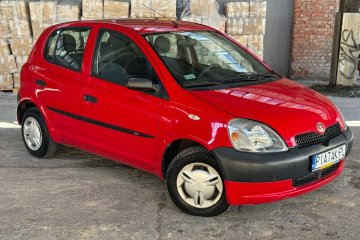 Toyota Yaris 1,0 benzyna, stan bardzo dobry, mały przebieg ZAMIANA